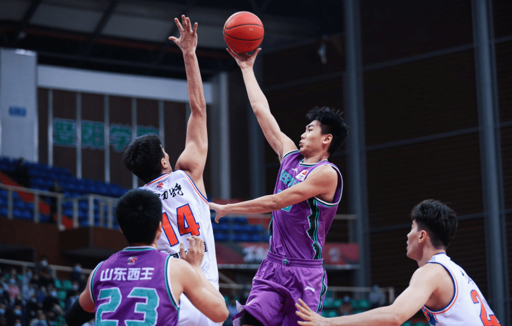 开元官方网站山东泰山状态回暖备战社区盾AC米兰今晨复出首秀，媒体一致点评：山东男篮围绕葡超伤情更新的简单介绍